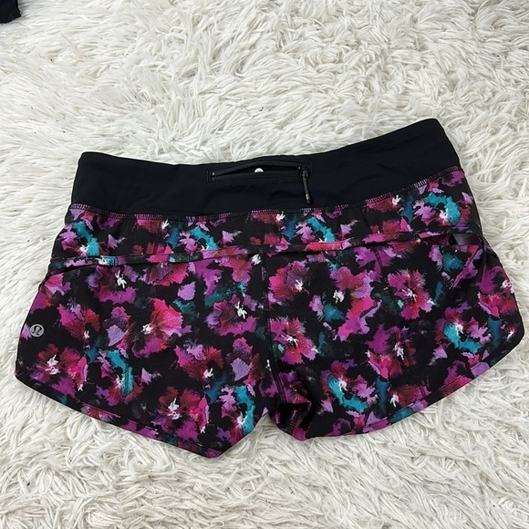 Lululemon Speed Short Mini Midnight Bloom Black Deep Fuschia / Black - Picture 5 of 7